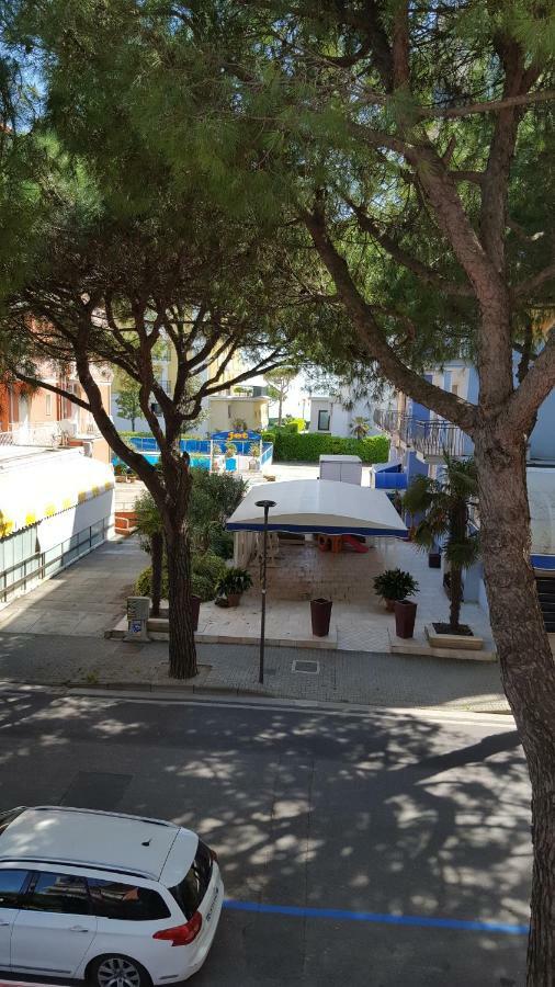 Residence Ipanema - Walterigato Apartments Solo Per Famiglie Lido di Jesolo Eksteriør billede