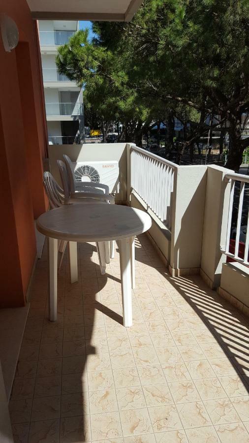 Residence Ipanema - Walterigato Apartments Solo Per Famiglie Lido di Jesolo Eksteriør billede